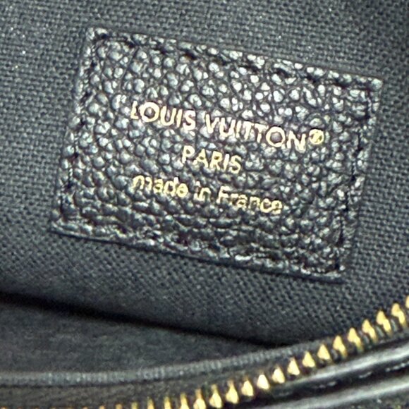 Louis Vuitton Pochette Liv Crossbody Wallet Bag - Picture 6 of 9